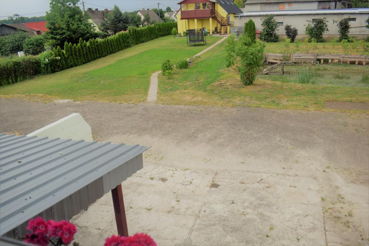 Dobre Wakacje, 8 Km Od Mielna I Od Koszalina Bedzino Bagian luar foto